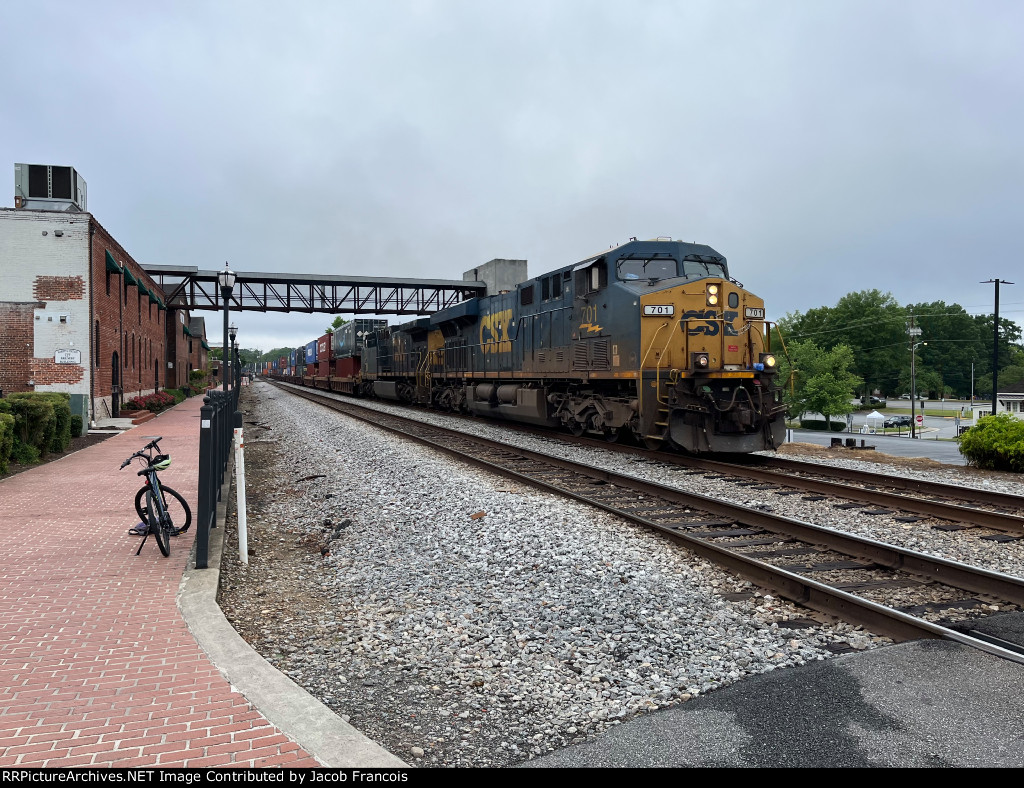 CSX 701